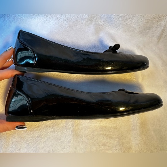 Black patent leather Prada ballet flats, 36.5, EUC - Picture 6 of 11